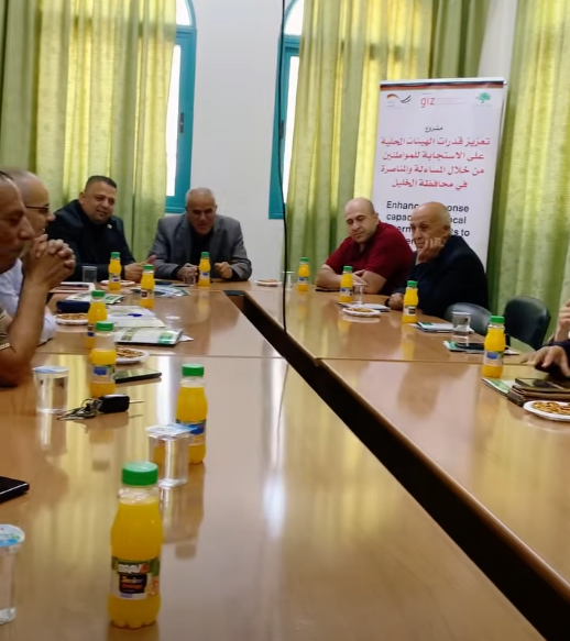 بلدية صوريف تستقبل وفدًا من مؤسسة GIZ ضمن زيارة توجيهية لمشروع المساءلة والمحاسبة