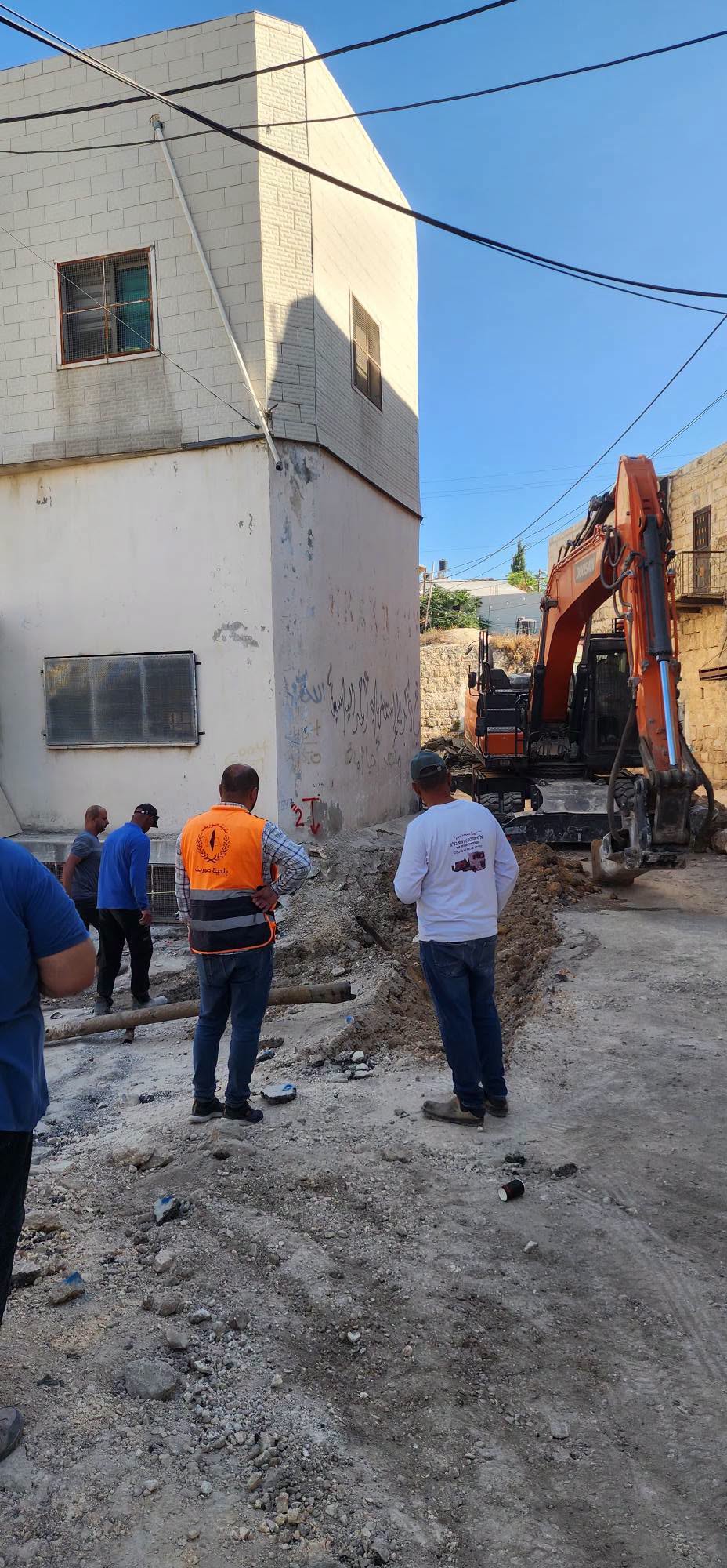 جانب من أعمال مشروع خط مياه الظهر – ناكوبا